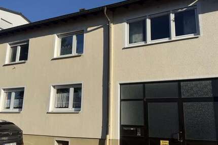 Haus Waghäusel - 8 Zimmer, 208 m&sup2;, 480.000&euro; | Angebot:24733453