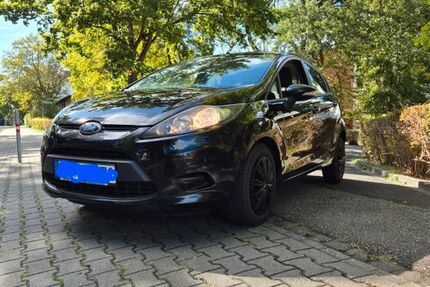 Ford Fiesta 252.300 km 2.300 &euro; Mannheim 68199