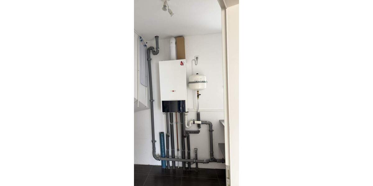 Mehrfamilienhaus, Wohnhaus Mertesheim - 7 Zimmer, 179 m&sup2;, 649.000&euro; | Angebot:25742597