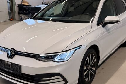 VW Golf 97.000 km 16.990 &euro; Walldorf 69190