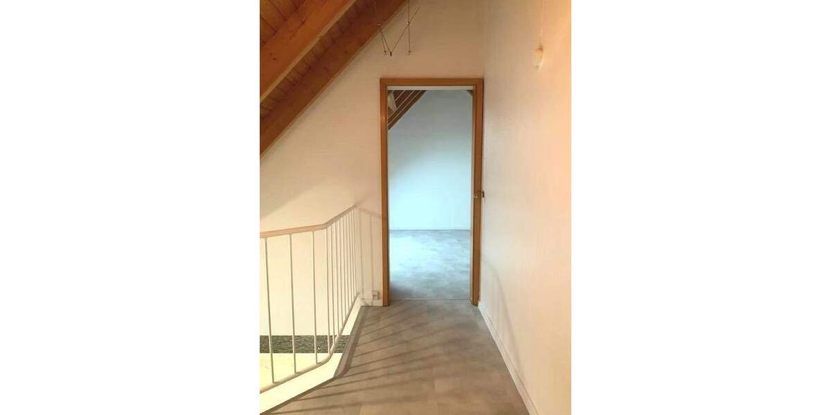 Etagenwohnung Hockenheim - 4 Zimmer, 116 m&sup2;, 315.000&euro; | Angebot:25142256