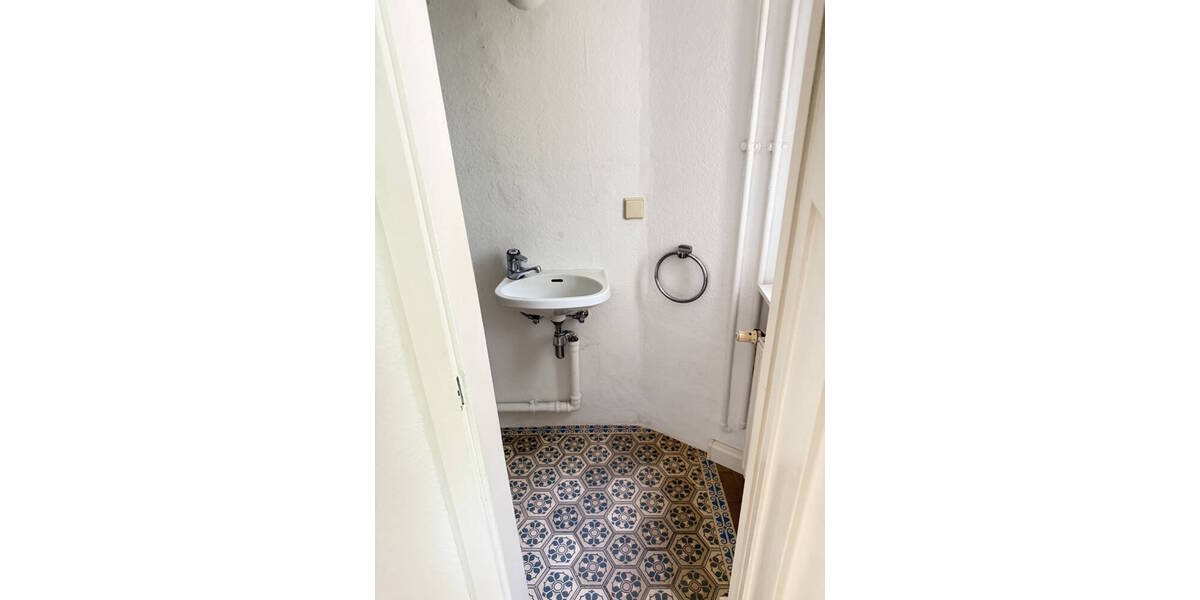 Etagenwohnung Worms Innenstadt - 5 Zimmer, 180 m&sup2;, 1.400&euro; | Angebot:26556657