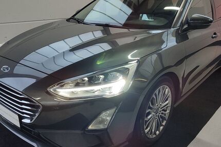 Ford Focus 76.600 km 13.990 &euro; Neustadt a. d. Weinstr. 67435