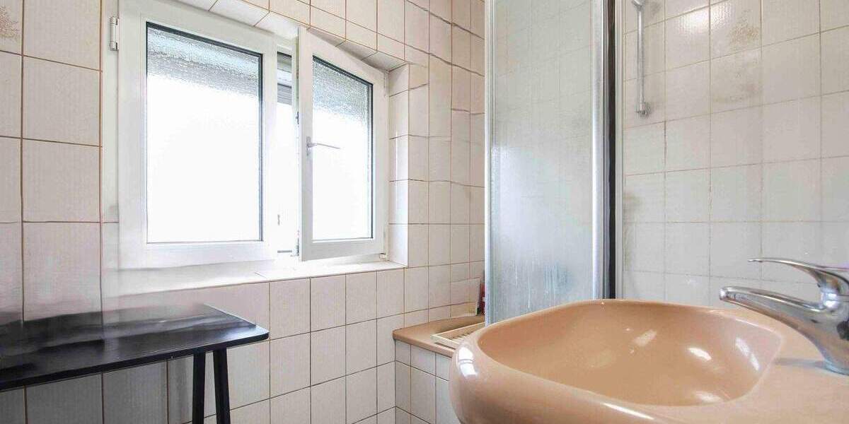 Mehrfamilienhaus, Wohnhaus Hockenheim - 6 Zimmer, 154 m&sup2;, 399.000&euro; | Angebot:24874984