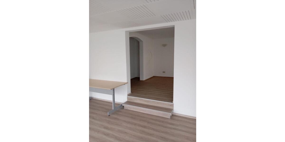 Kleiner Laden Praxis Büro zu vermieten zimmer