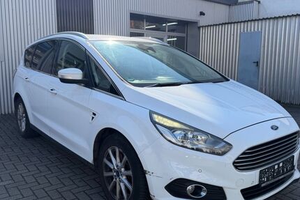 Ford S-Max 144.000 km 8.390 &euro; Worms 67547