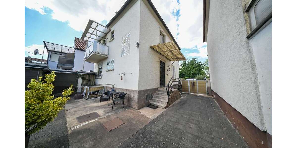 Haus zum Kaufen in Böhl-Iggelheim 369.000 € 128 m² 5 zimmer