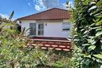 Schönes freistehendes Haus mit großem Garten