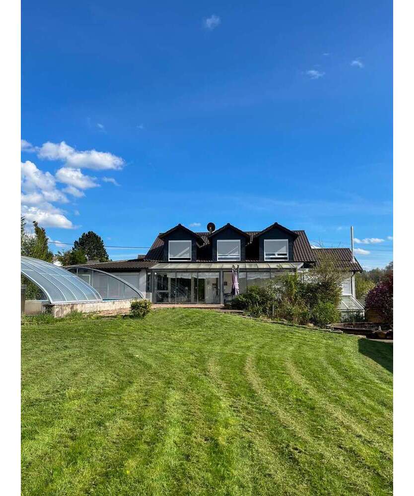 Haus zum Kaufen in Neckargemünd Mückenloch 950.000 € 394.21 m²