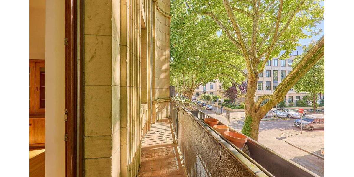 Stilvolle 4-Zimmeraltbauwohnung mit 2 Balkonen in der Belle Etage der Schwetzinger Vorstadt 4 zimmer