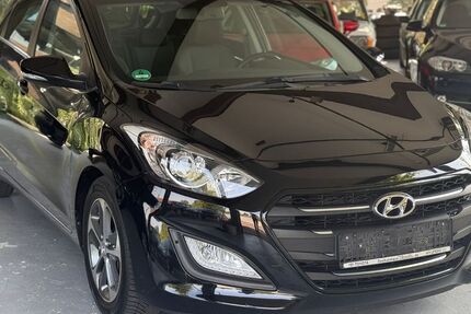Hyundai i30 105.500 km 10.777 € Haßloch 67454