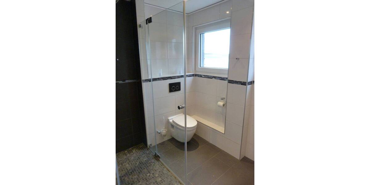 Etagenwohnung Kleinniedesheim - 3 Zimmer, 87 m&sup2;, 1.000&euro; | Angebot:25995823