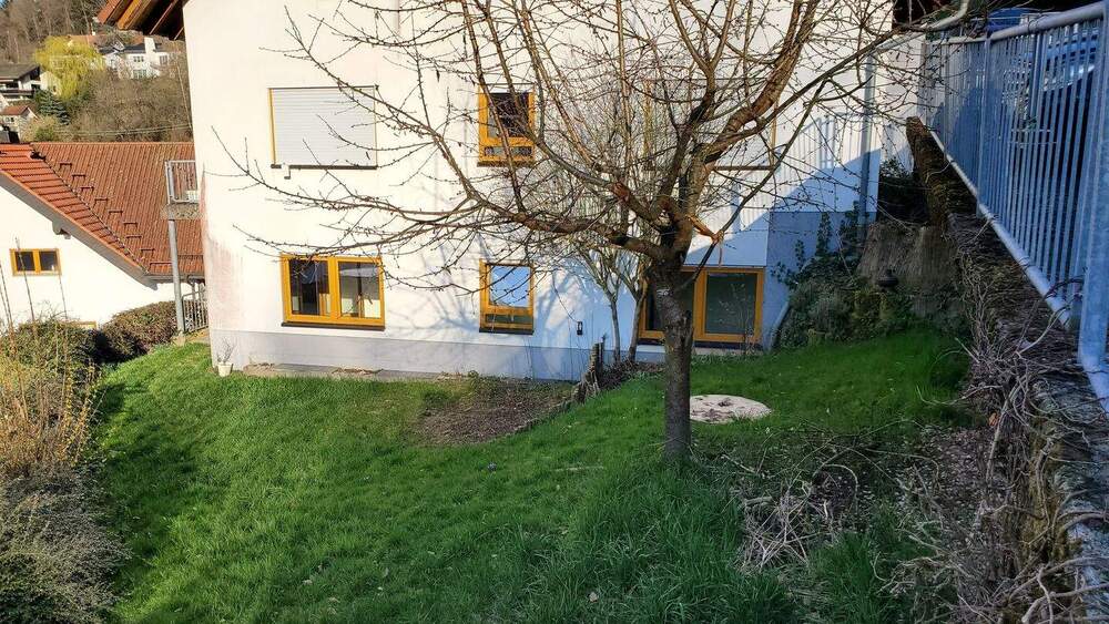 Etagenwohnung Wilhelmsfeld - 4 Zimmer, 88 m&sup2;, 750&euro; | Angebot:26259267