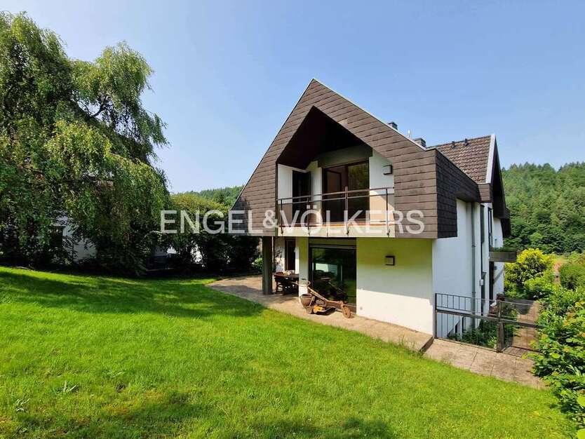 Haus zum Kaufen in Neckargemünd 670.000 € 249 m²
