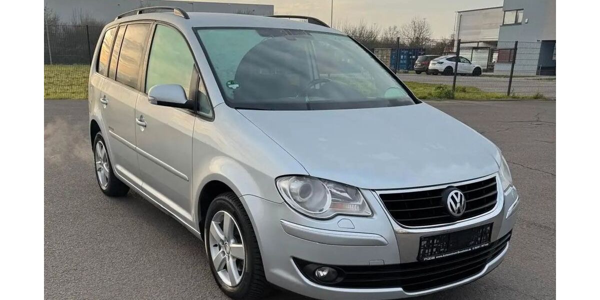 VW Touran 247.500 km 3.500 &euro; Bensheim 64625