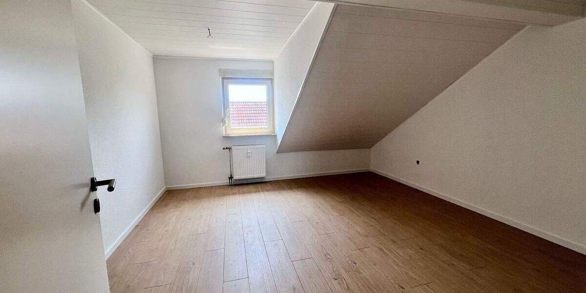 Etagenwohnung Neulußheim - 2 Zimmer, 58 m&sup2;, 700&euro; | Angebot:23976446