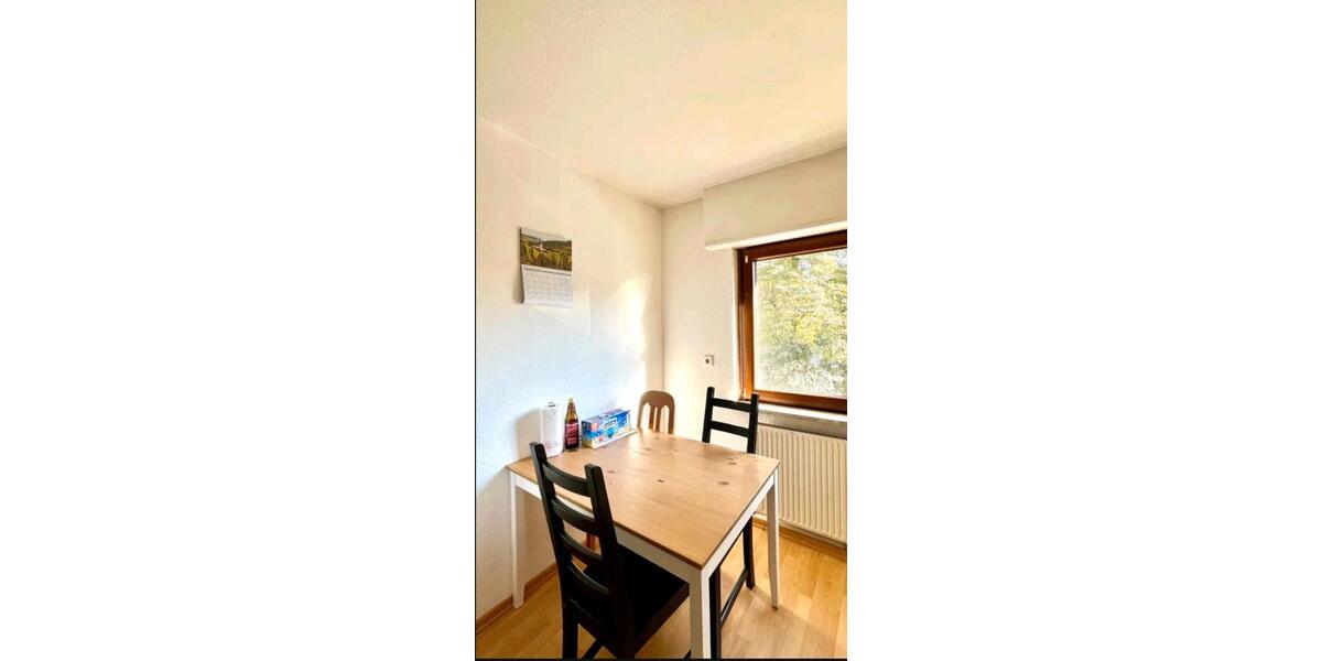 Zimmer frei in 3er-WG ;) 3 zimmer