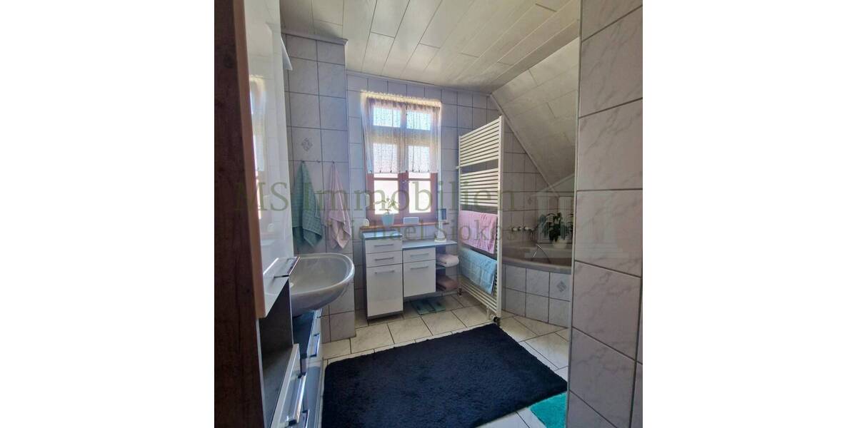 *** Charmantes Einfamilienhaus mit Garten + Terrasse *** 6 zimmer