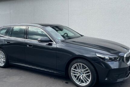 BMW i5 4.500 km 52.900 € Heidelberg 69121