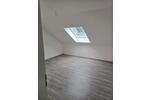 Dachgeschoßwohnung Reilingen - 3 Zimmer, 72 m&sup2;, 830&euro; | Angebot:26024510
