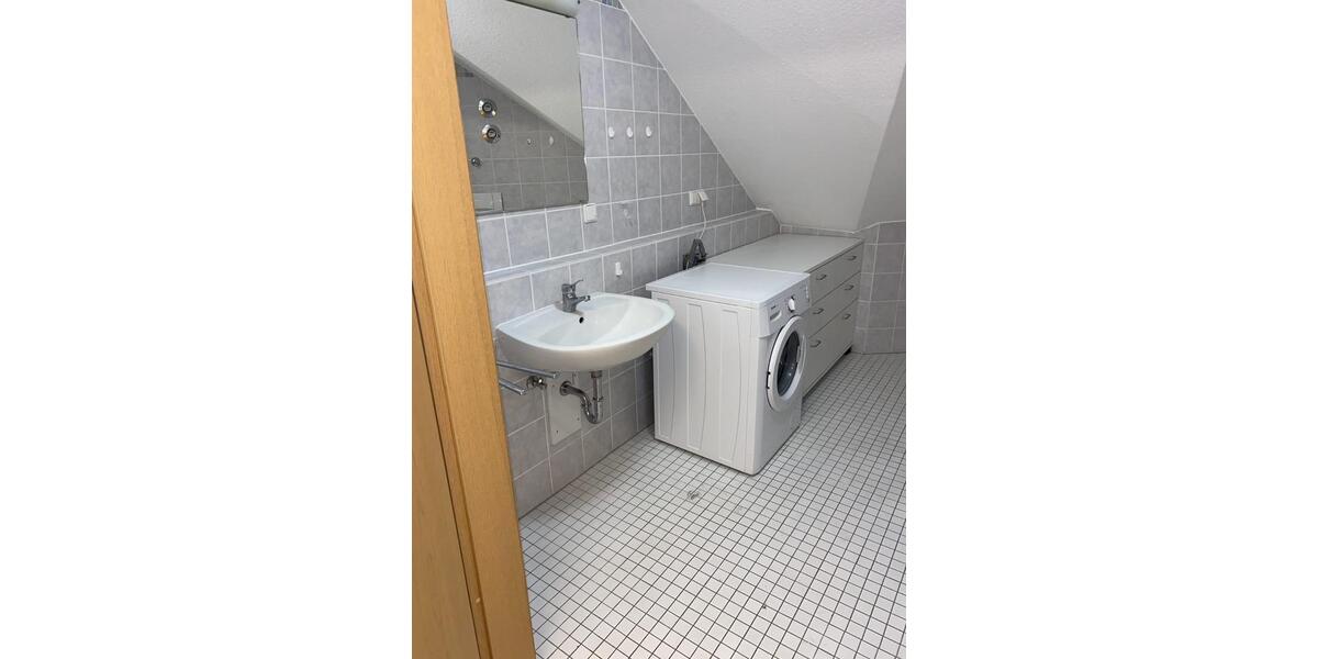 2 Zi Bad EBK Wohnung Carl-Benz-Seniorenzentrum Erst ab 60J mögli 2 zimmer