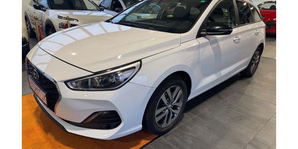 Hyundai i30 104.000 km 11.990 &euro; Ludwigshafen am Rhein 67059