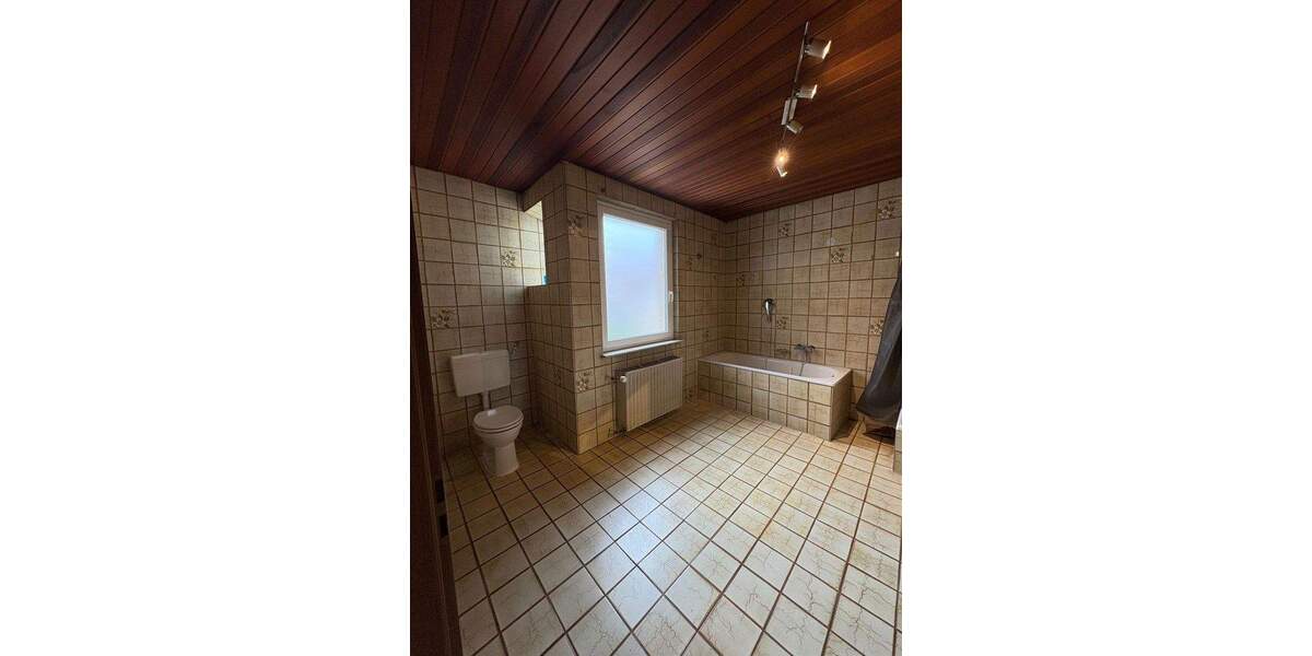 Mehrfamilienhaus, Wohnhaus Ludwigshafen Rheingönheim - 8 Zimmer, 206 m&sup2;, 550.000&euro; | Angebot:24635031