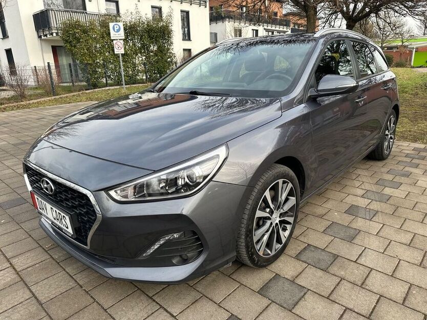 i30