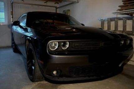 Dodge Challenger 45.000 km 25.400 &euro; Osthofen 67574
