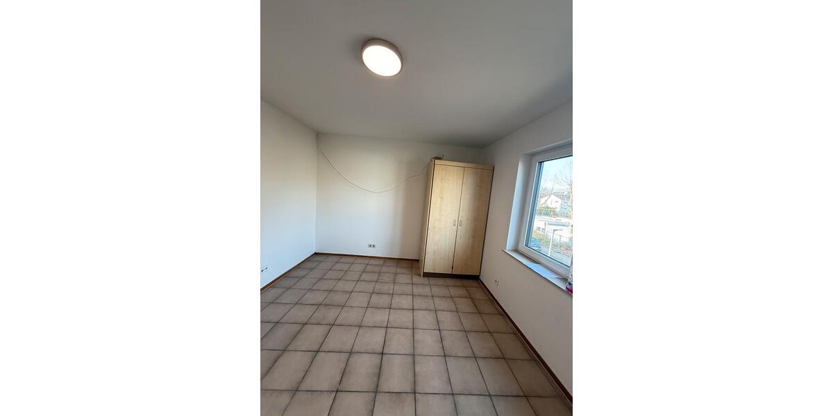 renovierte und teilmöbelierte 22 qm Wohnung in Lorsch 1 zimmer