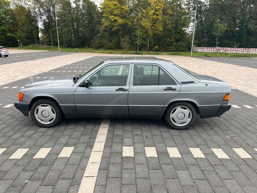 Mercedes-Benz 190 143.674 km 8.999 € Bammental 69245