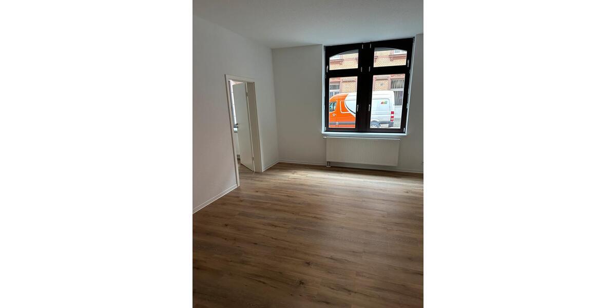 Etagenwohnung Ludwigshafen am Rhein Ludwigshafen-Hemshof - 2 Zimmer, 73 m&sup2;, 818&euro; | Angebot:25570648