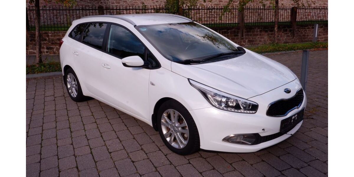 Kia ceed / Ceed 131.000 km 8.200 &euro; Heidelberg 69118