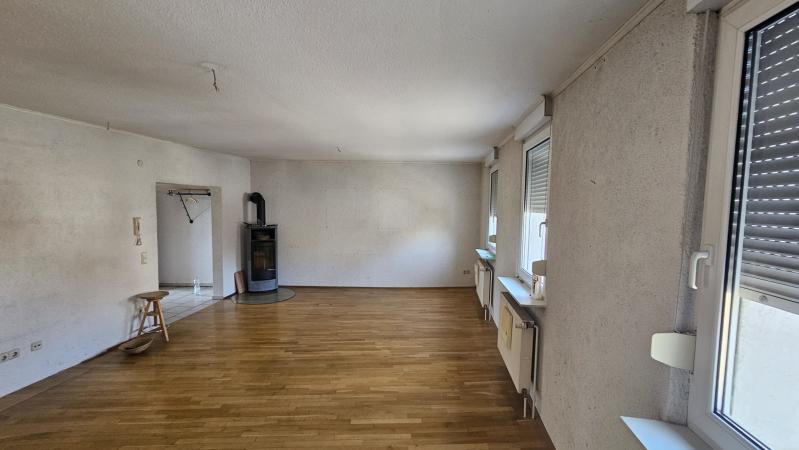 ObjNr:19704 - Gepflegtes 2- bis 3-Familienhaus mit großem Garten in Mannheim-Käfertal 11 zimmer