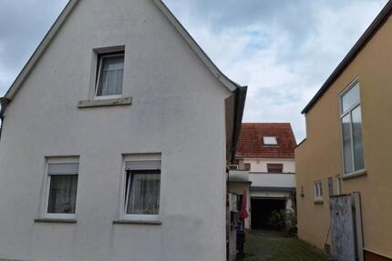 Haus Haßloch - 11 Zimmer, 321 m&sup2;, 478.000&euro; | Angebot:26238947