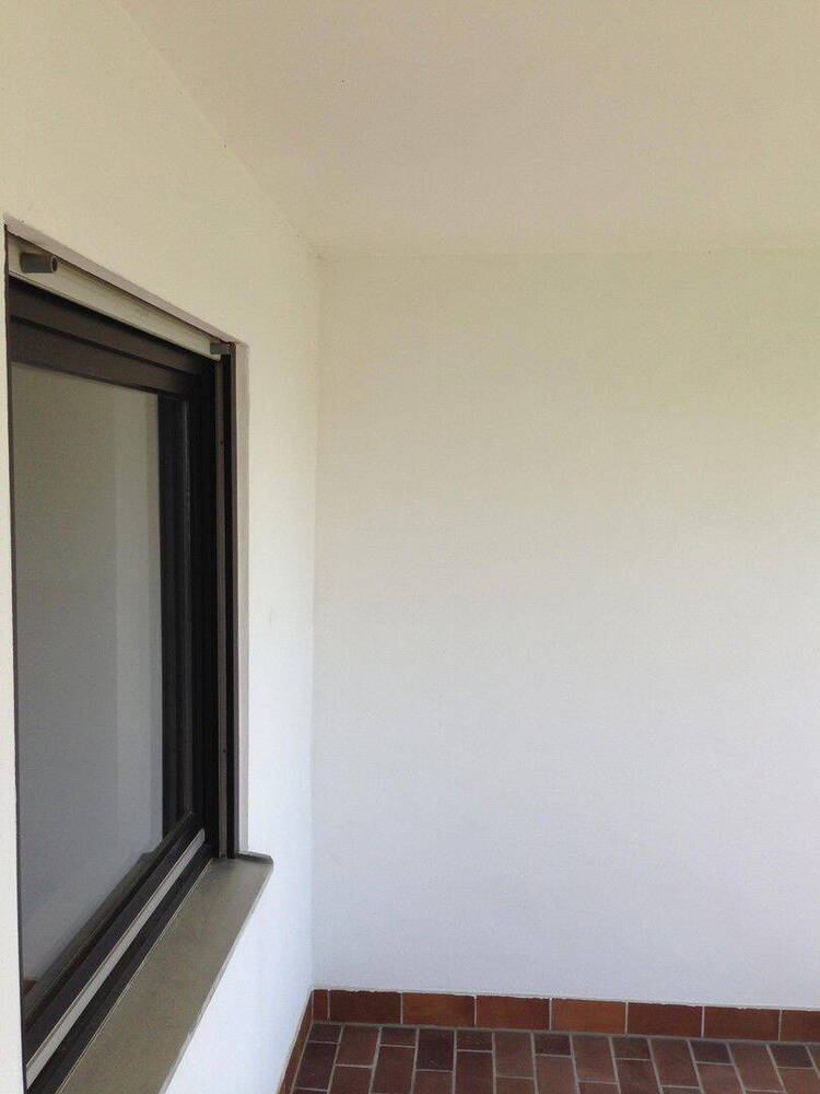 Schöne, helle - unvermietete - 3,5 Zimmerwohnung (87,5 qm) mit Südbalkon