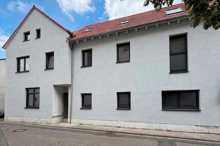 Haus Bürstadt - 8 Zimmer, 192 m&sup2;, 450.000&euro; | Angebot:26480473
