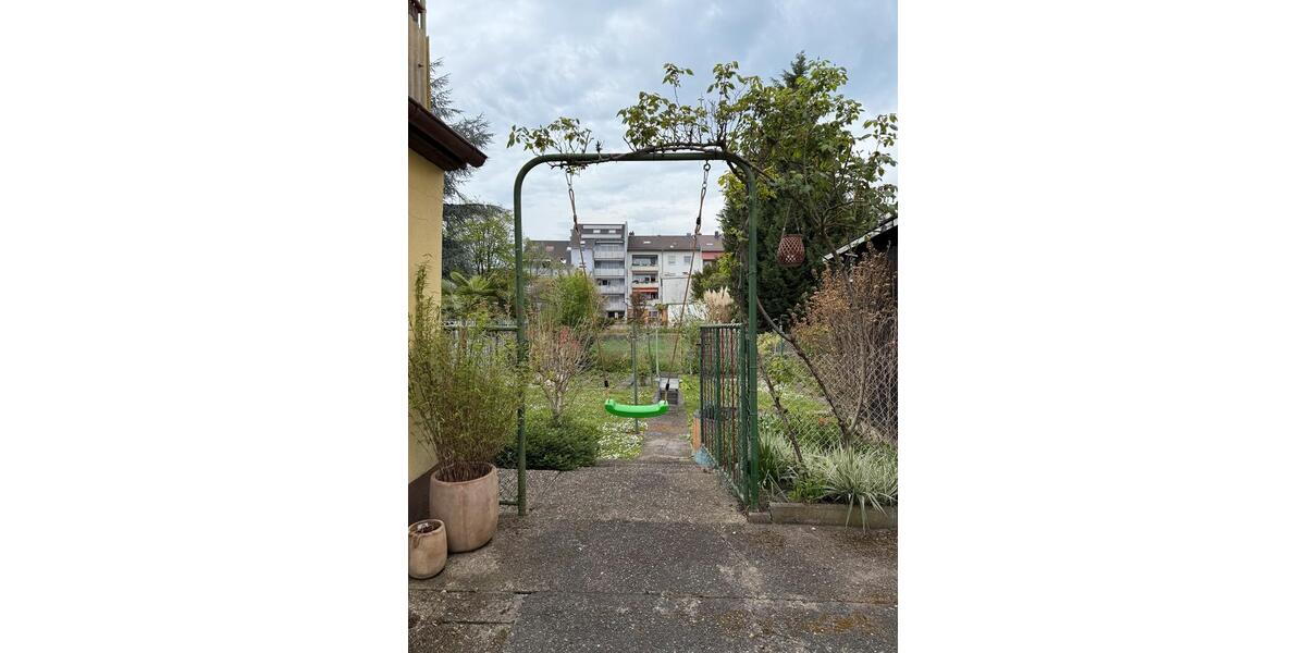 Erdgeschoßwohnung Ludwigshafen am Rhein Ludwigshafen-Hemshof - 3 Zimmer, 72 m&sup2;, 750&euro; | Angebot:26238641