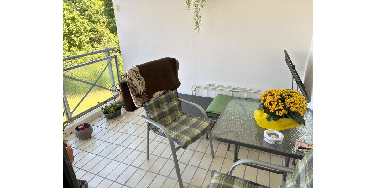 ObjNr:19690 - Schöne und ausgesprochen gepflegte 2, 5-Zimmer ETW in bester Lage von Speyer-Süd 2.5 zimmer