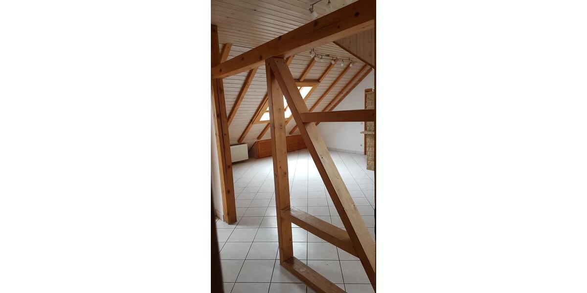 Dachgeschoßwohnung Philippsburg - 3 Zimmer, 75 m&sup2;, 650&euro; | Angebot:26251874