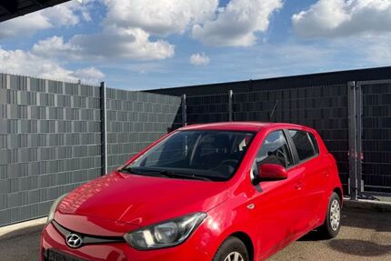 Hyundai i20 58.800 km 5.400 &euro; Mannheim 68309