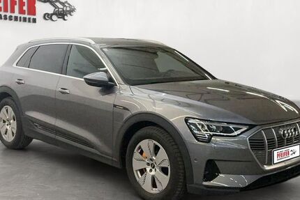 Audi e-tron 59.700 km 25.800 &euro; FÜRTH ( HESSEN ) 64658