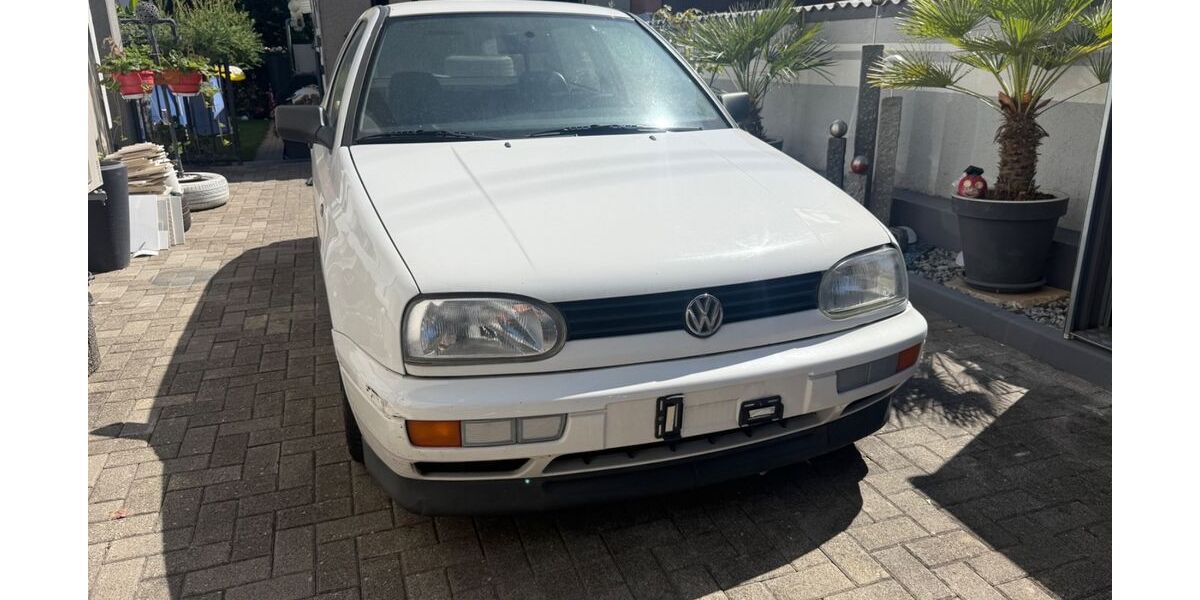 VW Golf 119.000 km 1.700 &euro; Ludwigshafen 67069