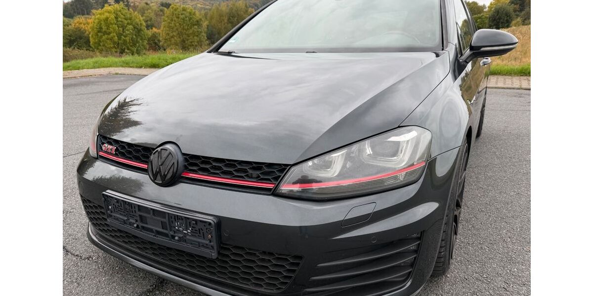 VW Golf 89.200 km 15.900 &euro; Bensheim 64625