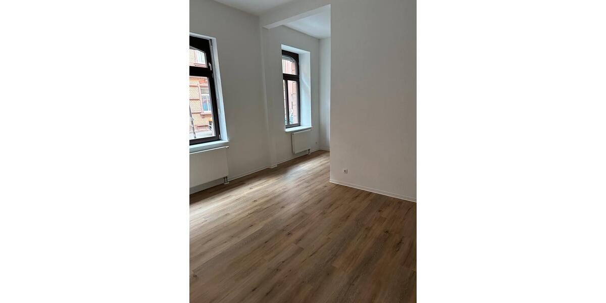 Etagenwohnung Ludwigshafen am Rhein Ludwigshafen-Hemshof - 2 Zimmer, 73 m&sup2;, 818&euro; | Angebot:25570648