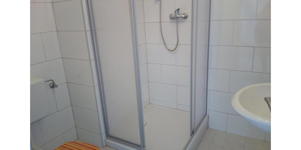 Einfamilienhaus Ludwigshafen am Rhein Ludwigshafen-Hemshof - 2 Zimmer, 57 m&sup2;, 570&euro; | Angebot:26256550