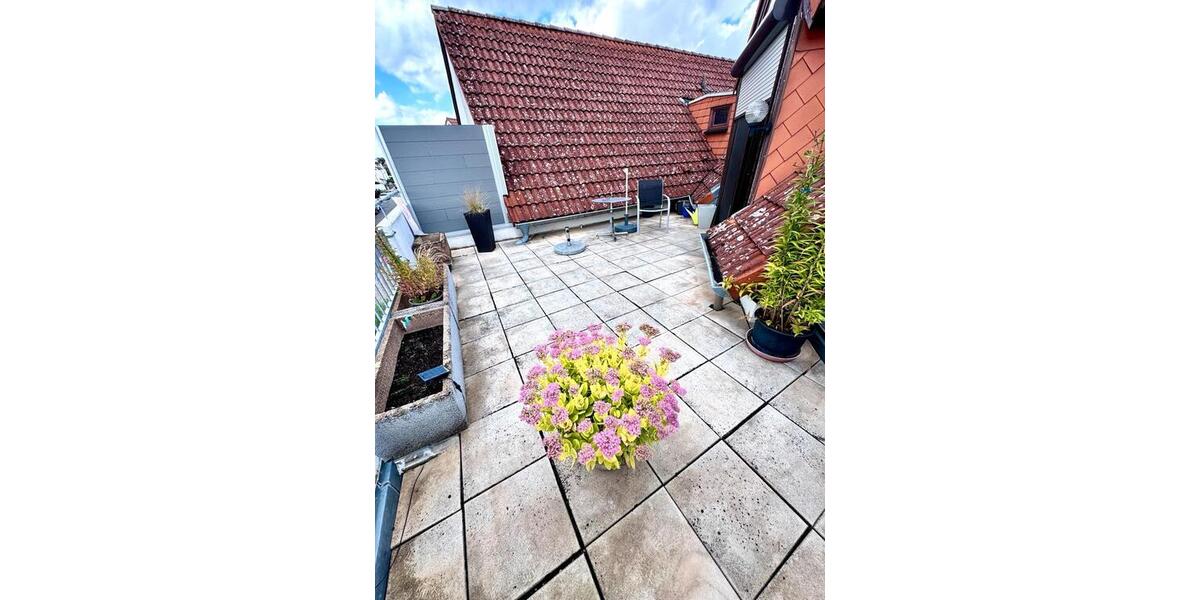 Dachgeschoßwohnung Heddesheim - 2 Zimmer, 56 m&sup2;, 180.000&euro; | Angebot:24997187