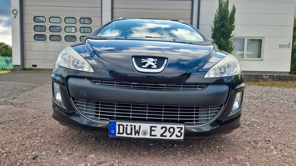 Peugeot 308 129.000 km 2.500 &euro; Neustadt/Wstr. 67433