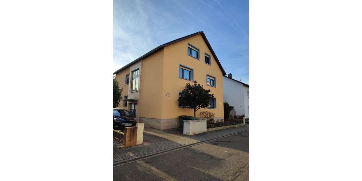 Etagenwohnung Brühl - 3 Zimmer, 72 m&sup2;, 792&euro; | Angebot:25373515