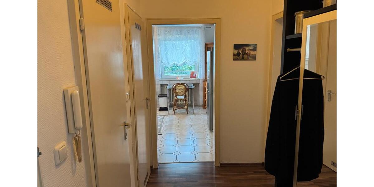 Eigentumswohnung 77qm, 3 Zimmer, Küche, Bad und Garage 3 zimmer